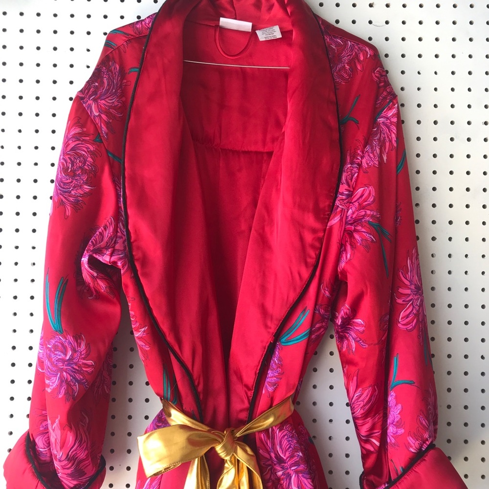 Red and Pink Robe 👘 Party Piece - Picture 3 of 7